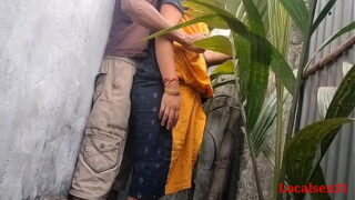 Desi Wife Sex In Out of Homemade In Outdoor