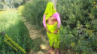 Hot Pakistani sex escort woman fucked doggystyle in outdoor