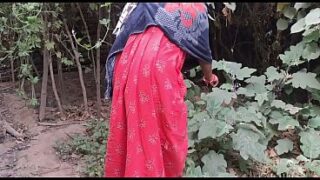 Indian Village Hot Couple Doggystyle Fucking Ass And Pussy In Outdoor Video